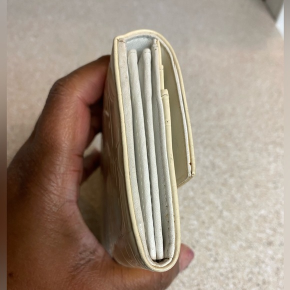 Dior Cream Logo Print Long Wallet - Picture 8 of 16